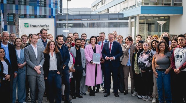 09/03/2026 - Jena: Am Fraunhofer-Institut für Angewandte Optik und Feinmechanik IOF wurde am 9. März 2026 ein Forschungsneubau feierlich eröffnet. /
_________________
Foto: Jacob Schröter (017623787412)